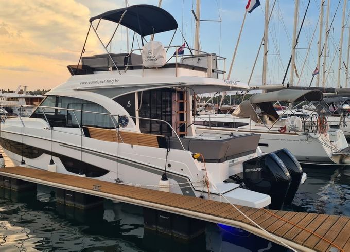 Beneteau Antares 11 Fly Furiosa