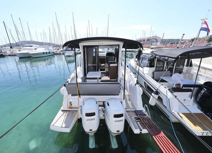 Beneteau Antares 9 Lolo