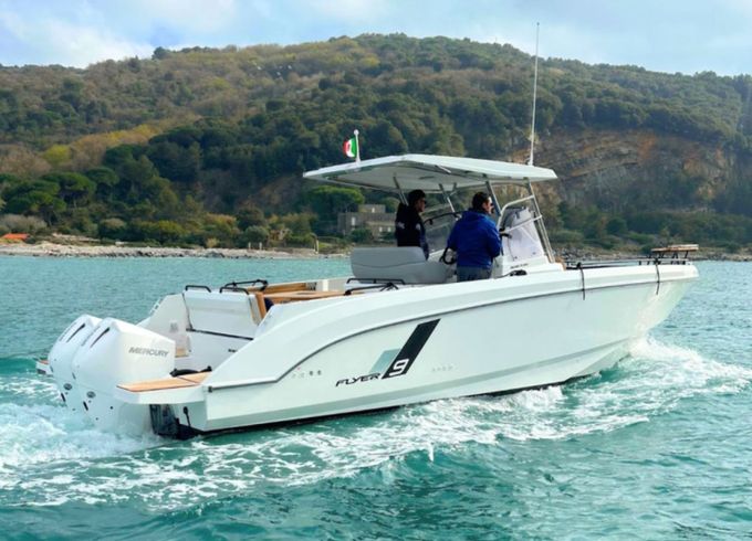 Beneteau Flyer 9 Spacedeck Flyer 9