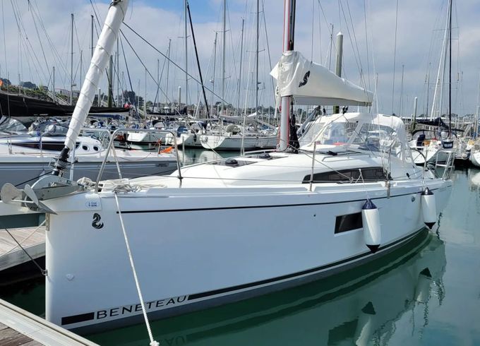 Beneteau Oceanis 30.1 Mojito