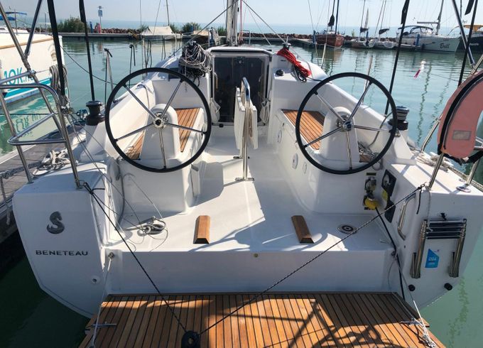 Beneteau Oceanis 30.1 One