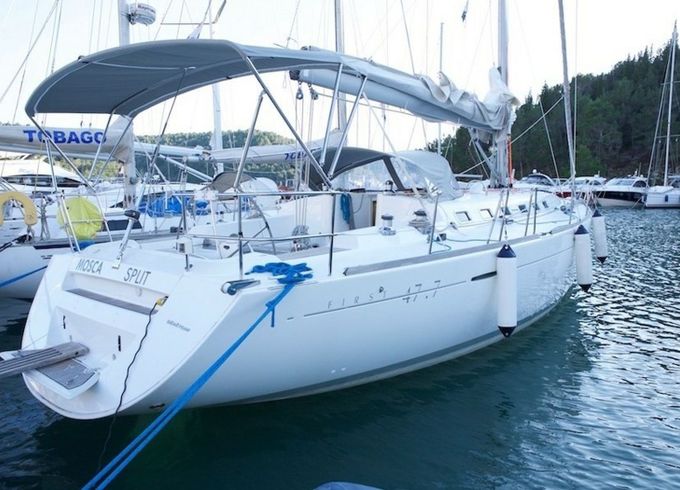 Beneteau First 47 Mosca