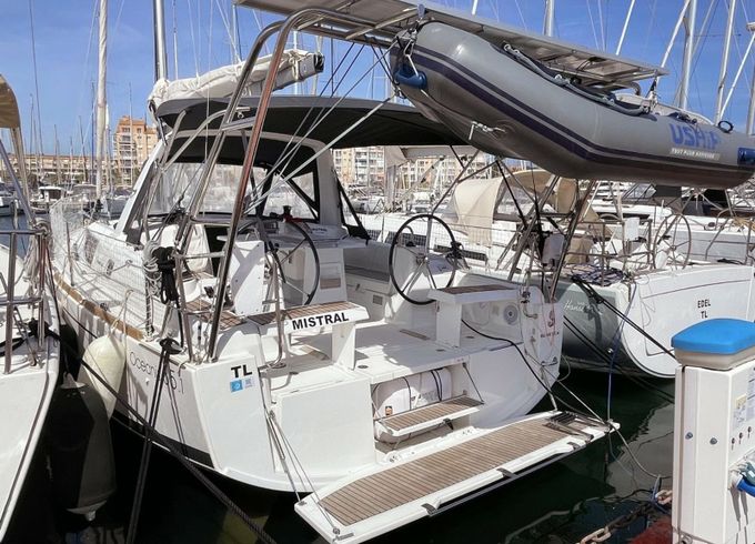 Beneteau Oceanis 35.1 Mistral