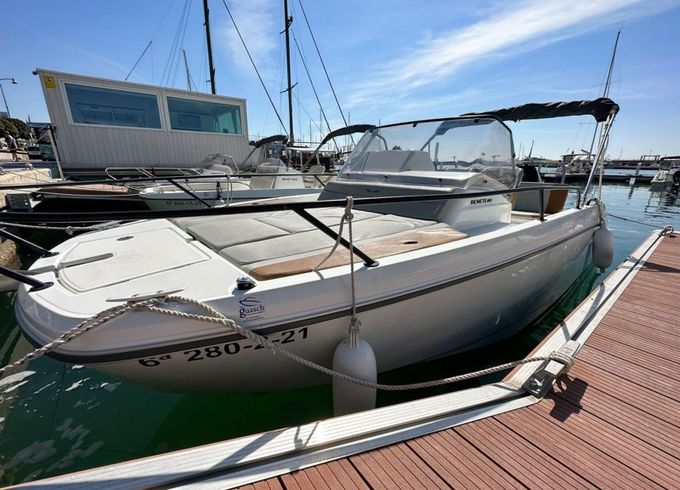 Beneteau Flyer 7 Sundeck Garbi