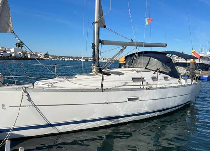 Beneteau Oceanis 323 India