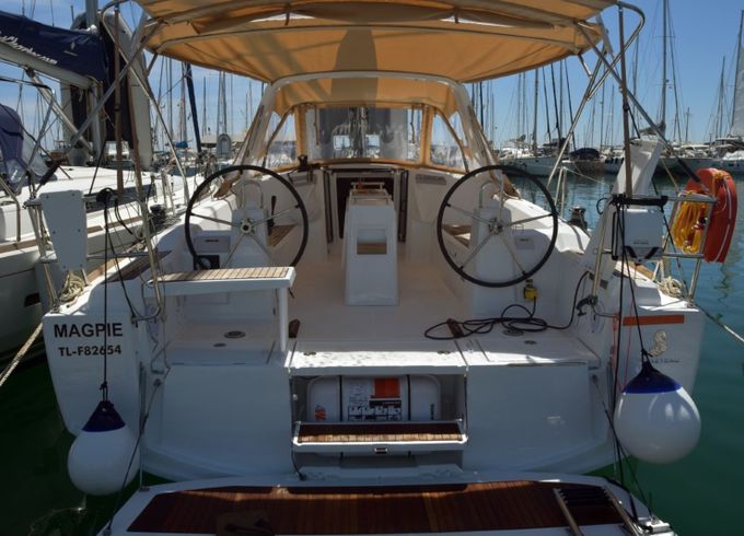 Beneteau Oceanis 38 Magpie