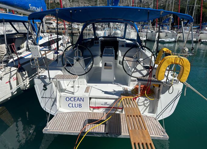 Beneteau Oceanis 34.1 Sunsail 23