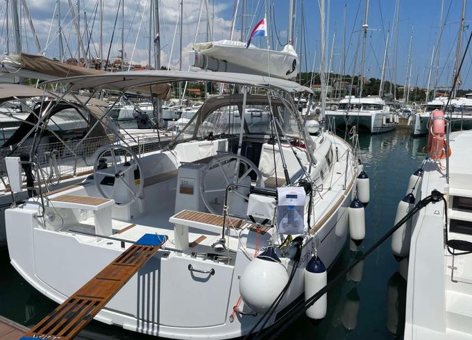 Beneteau Oceanis 38.1 Gwada