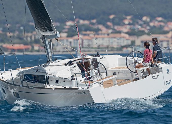 Beneteau Oceanis 38.1 Providence