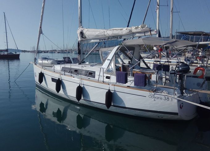 Beneteau Oceanis 38 Sirina