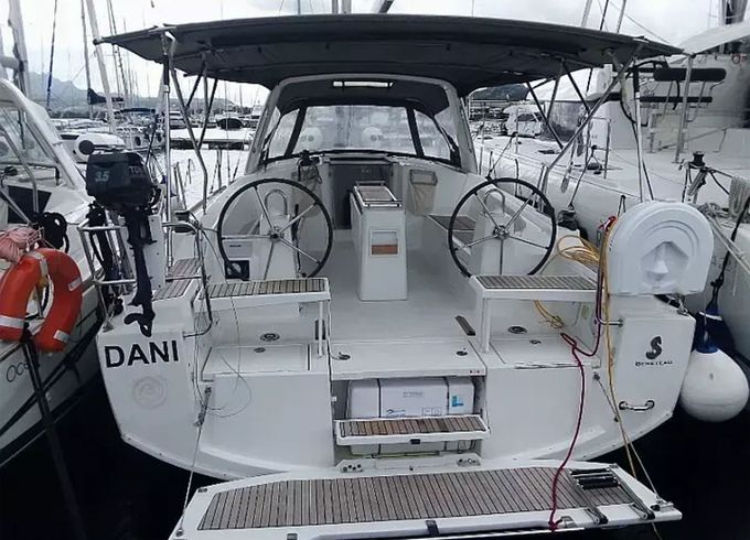 Beneteau Oceanis 38 Dani