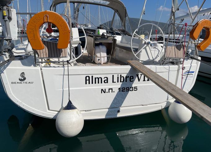 Beneteau Oceanis 40.1 Alma Libre 7