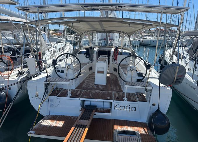 Beneteau Oceanis 37.1 Katja