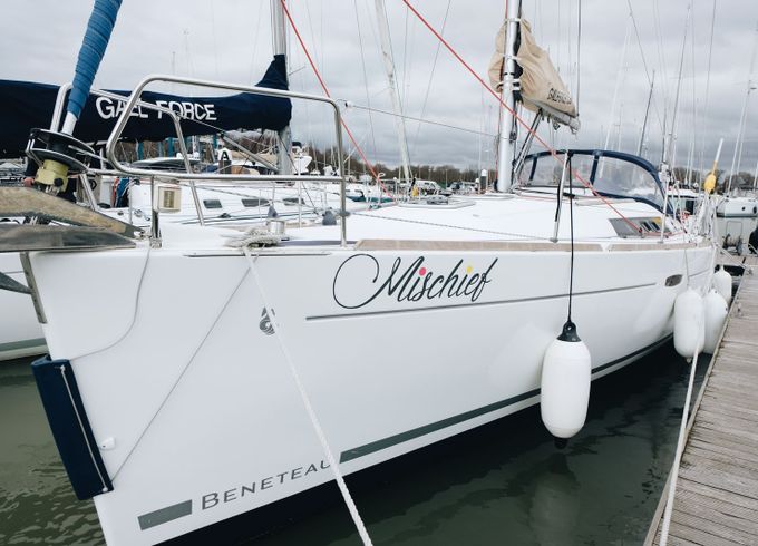 Beneteau Oceanis 37 Mischief of Hamble