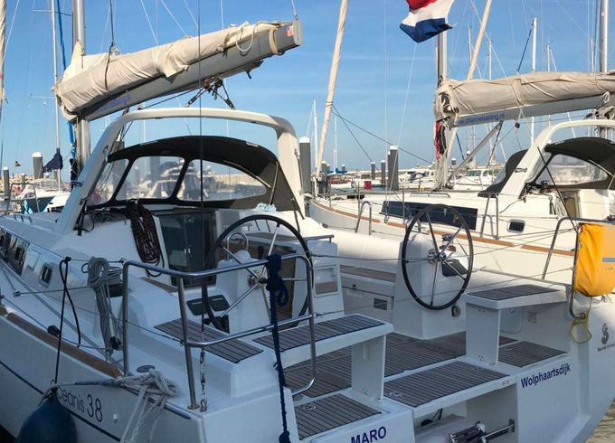 Beneteau Oceanis 38 Maro