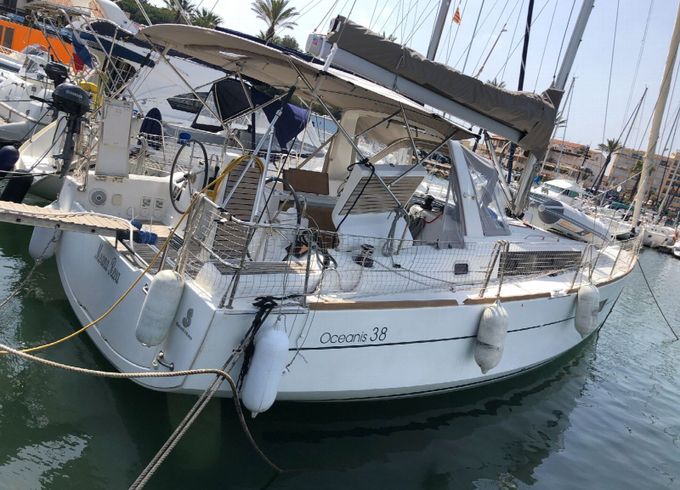 Beneteau Oceanis 38 Moana Reva