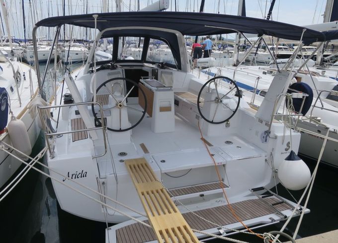 Beneteau Oceanis 38 Ariela