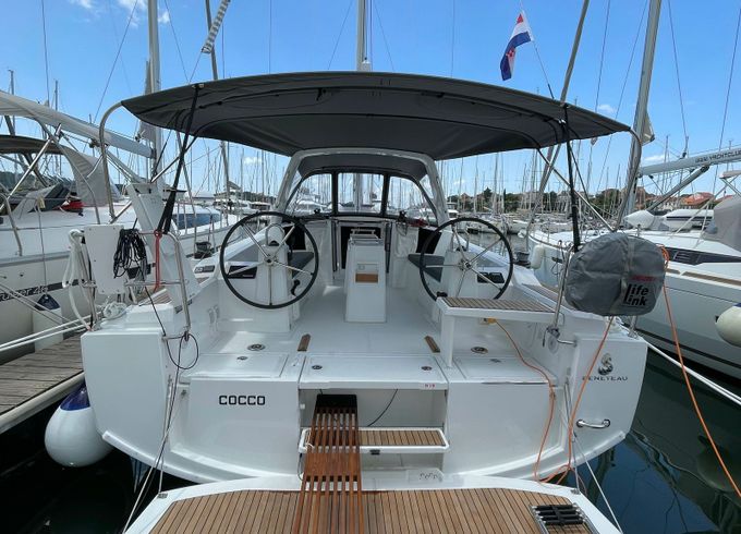 Beneteau Oceanis 38.1 Cocco