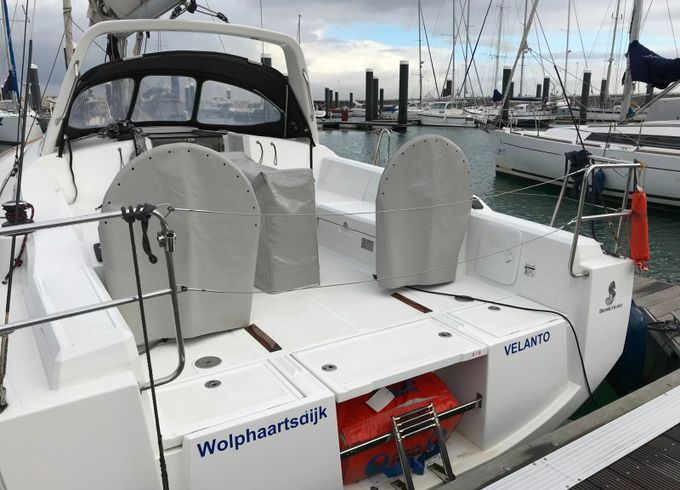 Beneteau Oceanis 38 Velanto