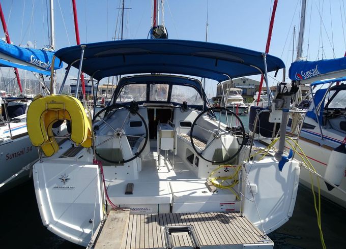 Beneteau Oceanis 34.1 Sunsail 23