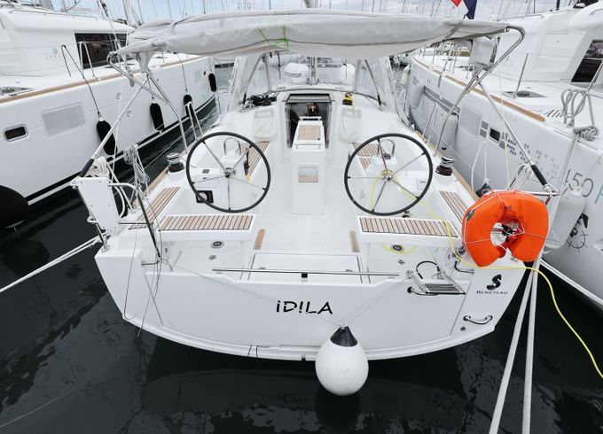 Beneteau Oceanis 35.1 Idila