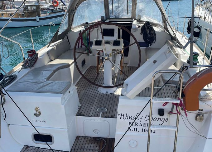Beneteau Oceanis 37 Wind of Change