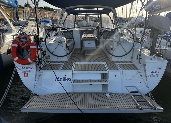 Beneteau Oceanis 41.1 Malika