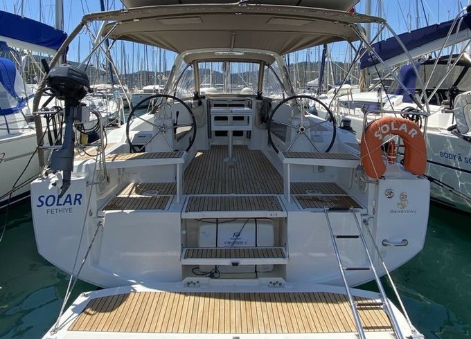 Beneteau Oceanis 38 Solar