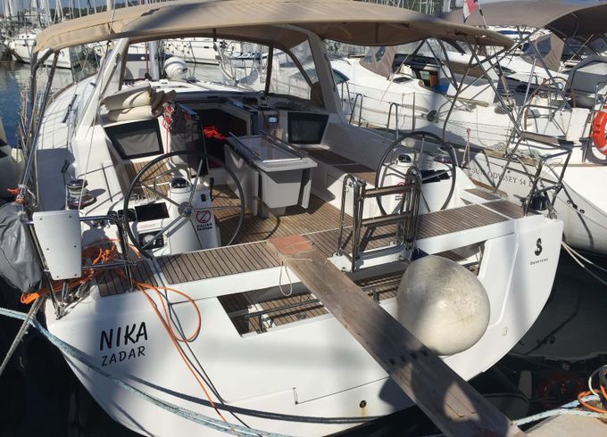 Beneteau Oceanis 45 Nika