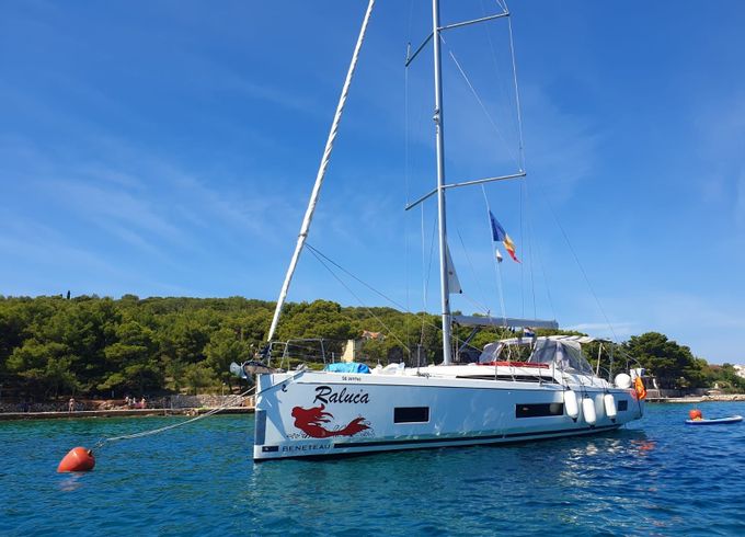 Beneteau Oceanis 46.1 Raluca