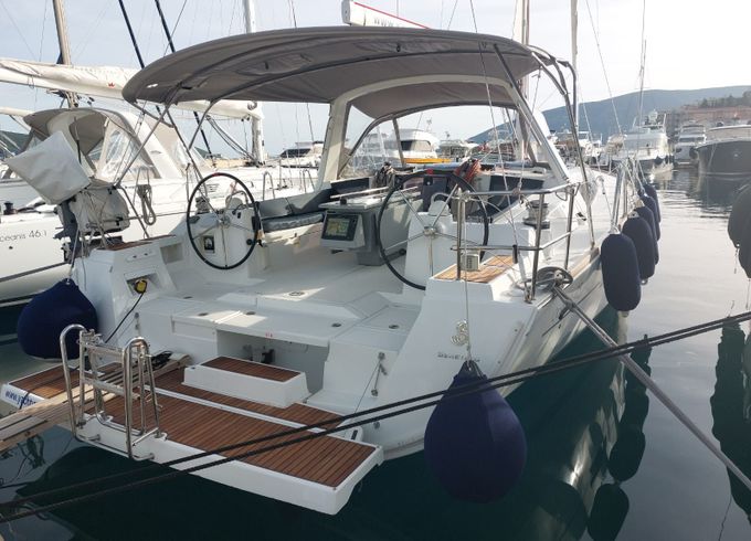 Beneteau Oceanis 45 Stella