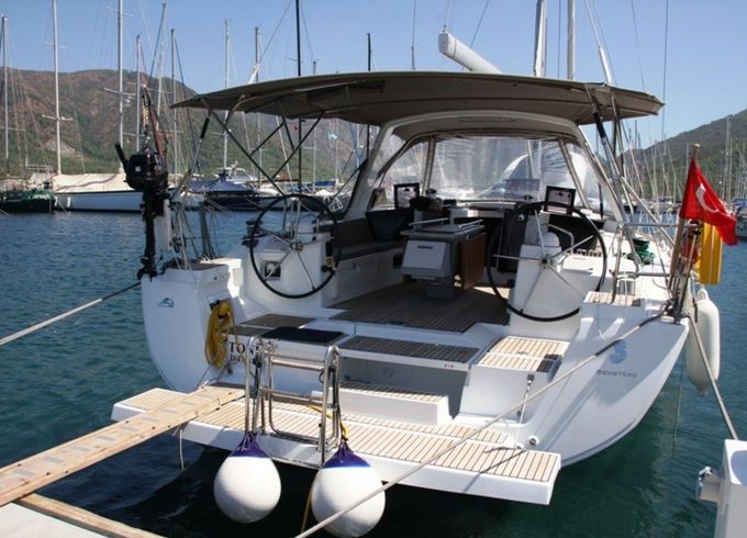 Beneteau Oceanis 45 Tonic