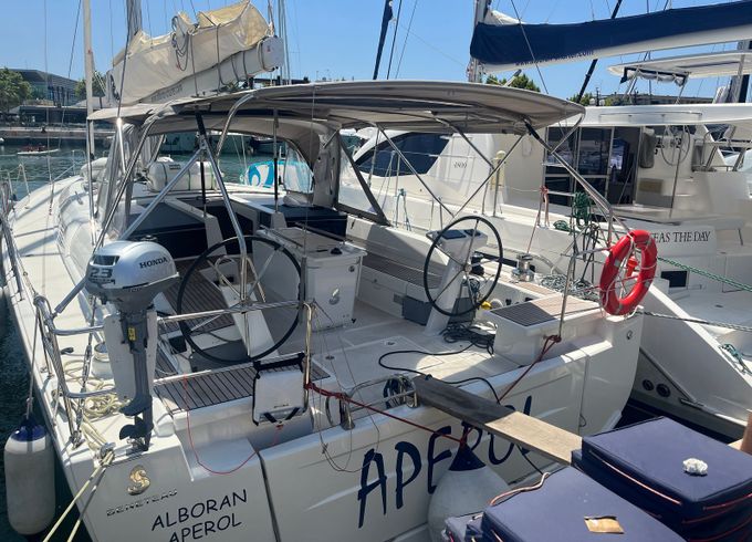 Beneteau Oceanis 51.1 Aperol