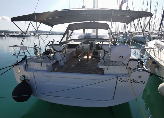 Beneteau Oceanis 51 Pearl Dreams