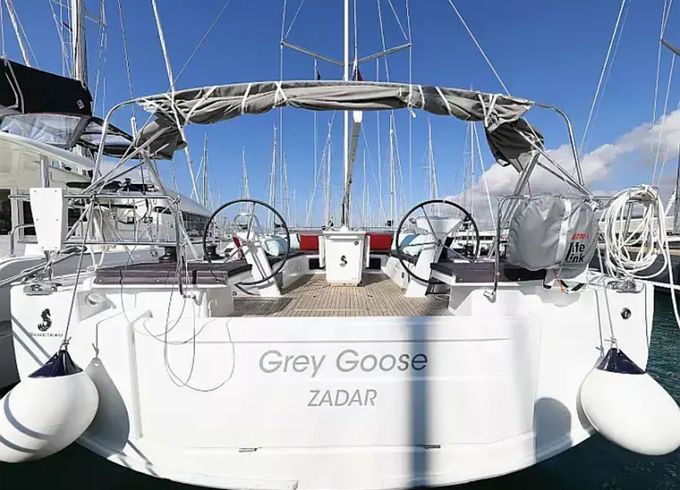 Beneteau Oceanis 51.1 Grey Goose