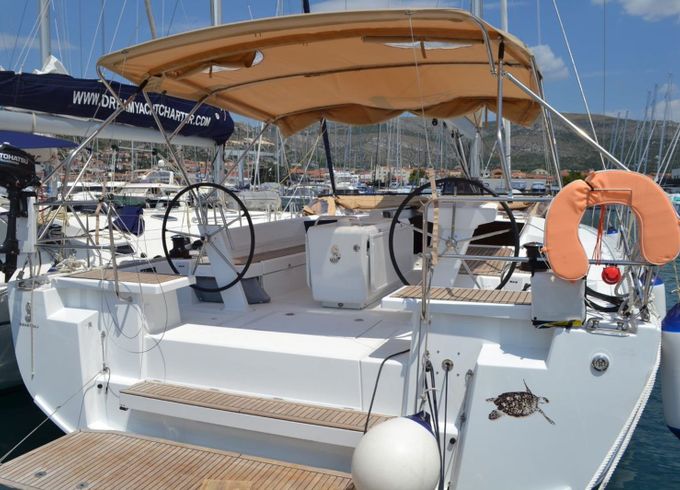 Beneteau Oceanis 51 Star Fruit