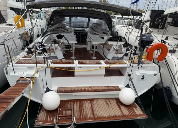 Beneteau Oceanis 47 Offline