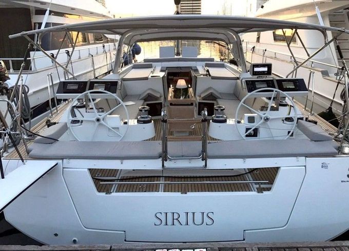 Beneteau Oceanis 55 Sirius