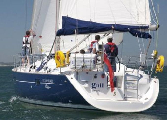 Beneteau Oceanis Clipper 423 Gull