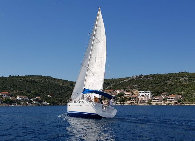 Beneteau Oceanis Clipper 393 Mare