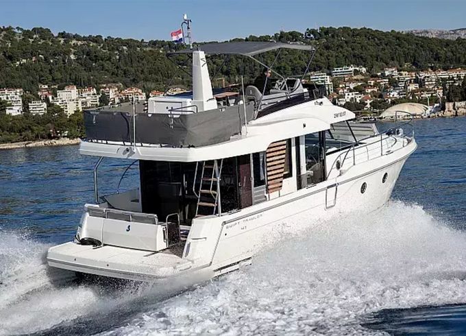 Beneteau Swift Trawler 41 Fly Sirena