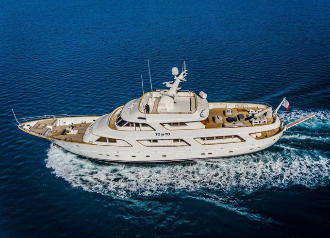 Benetti 35M To Je To