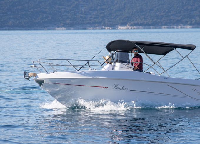 Bluline 21 Open Sundeck