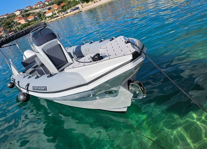 Bura 8.0 Step Hydrotherapy