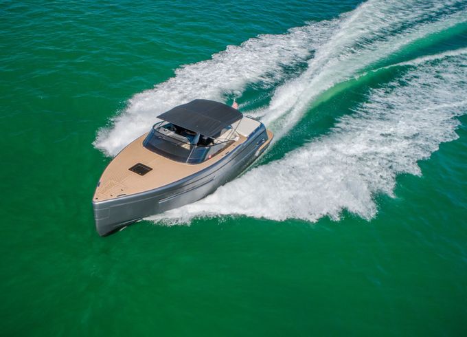 Canard Yachts 36 E-motion