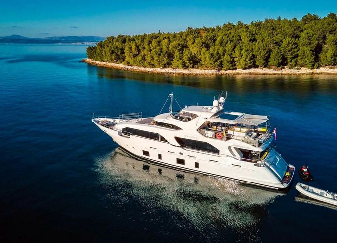 Benetti Delfino 93 Ocean Drive