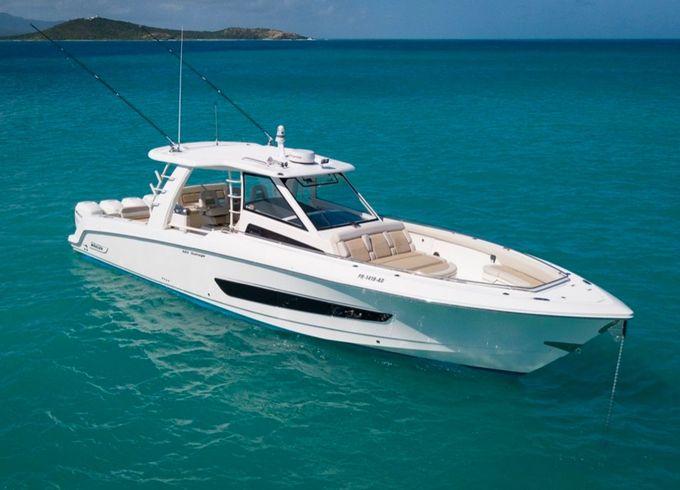 Boston Whaler 420 Outrage High Tide