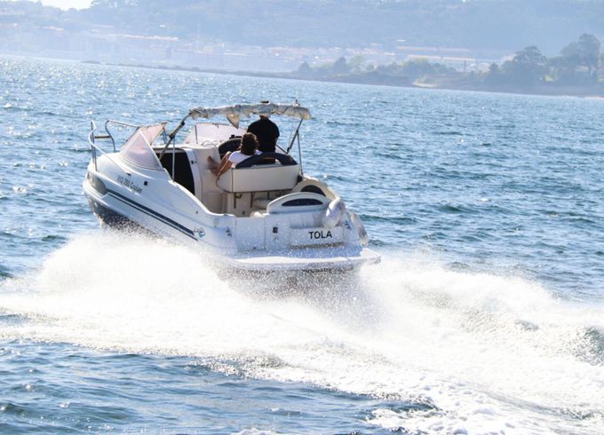 Chaparral Rio 700 Tola