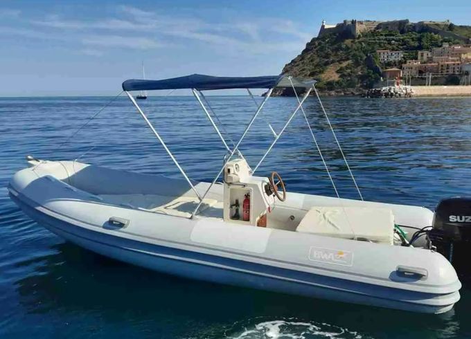 BWA 19 Gommone