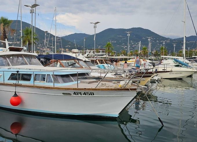 Cantieri di Pisa Polaris Drayon